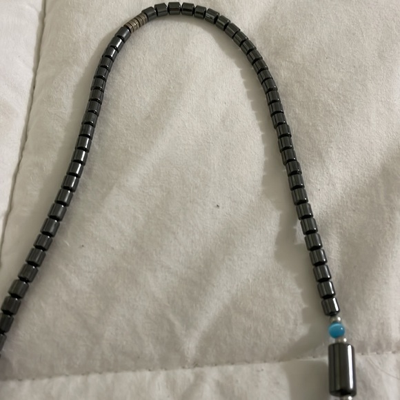 Black and turquoise necklace gems - Picture 4 of 5